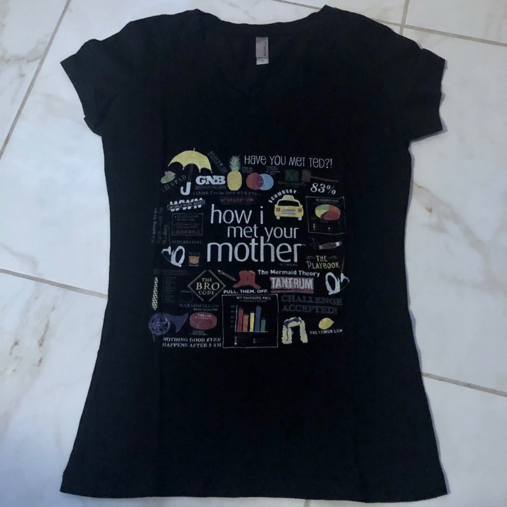 How I Met Your Mother Black Graphic Tee Size M
